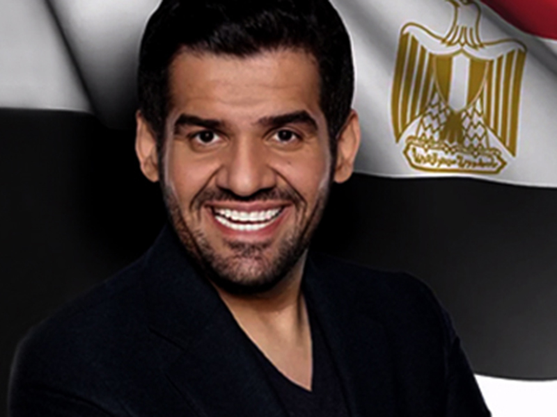 اضغط لمشاهدة الفيديو: حسين الجسمي يتنقل في شوارع مصر بالتوك توك!